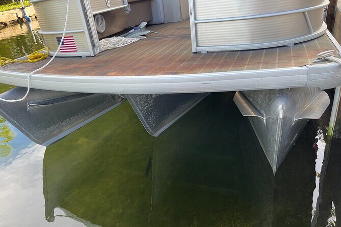 Cudjoe Key, Florida Boat Rental Services - Where the GPS takes you: Picnic Island, Tarpon Belly, and roaming sandbar life