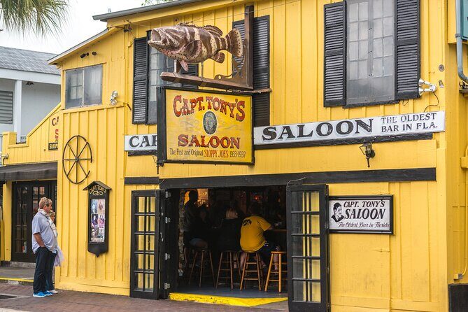 Key West: Haunted Pub Crawl Walking Tour - Where the Tour Starts and Why Your First Stop Matters