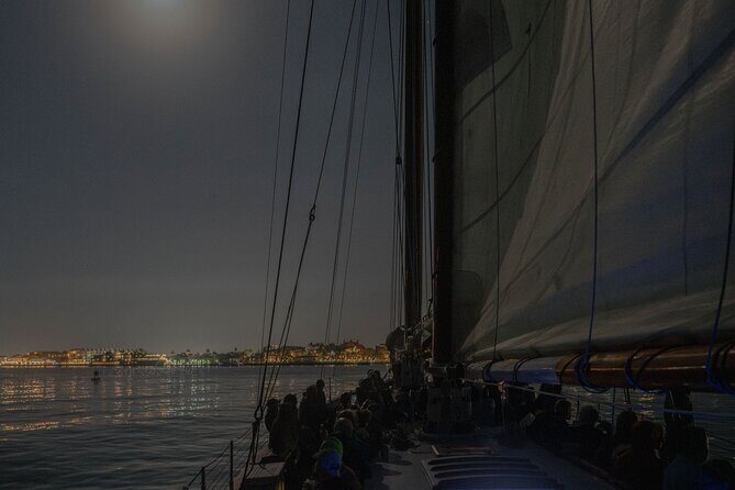 Key West Night Cruise aboard Schooner America 2.0 - Entering the night on Schooner America 2.0