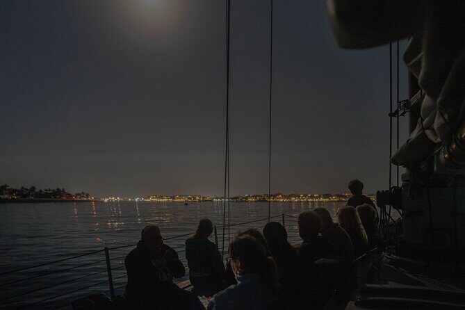 Key West Night Cruise aboard Schooner America 2.0 - Drinks on board: how the two included rounds work