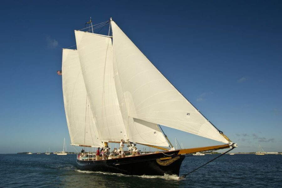 Key West: Schooner Day Sail with Onboard Bar - Getting On Board at 202 William Street: Fast Check-In Means a Better Sail