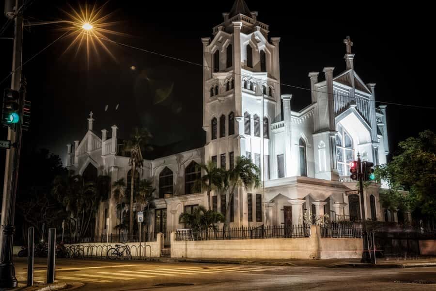 Key West: Southernmost Ghosts Haunted Walking Tour - Meet at the Curry Mansion: The Start That Sets the Mood