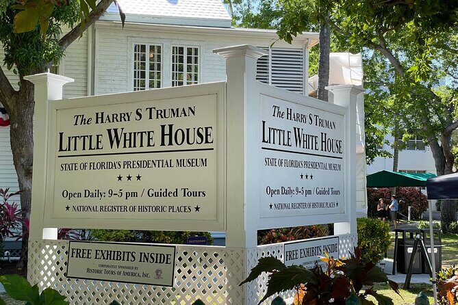 Maritime Village to Micro State: A Self Guided Tour of Key West - Sloppy Joe’s Bar: live-entertainment energy without forcing an agenda
