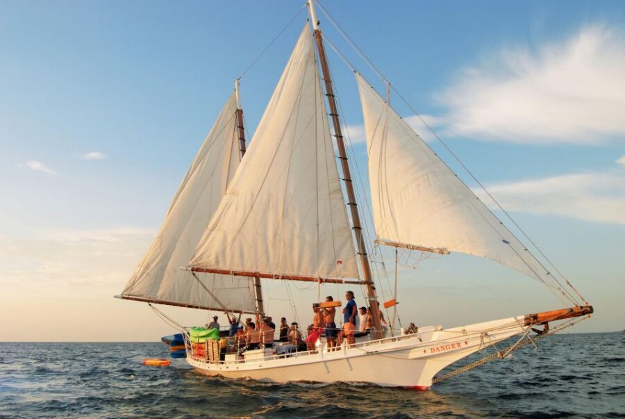 Premium Day Sail, Snorkel &, Kayak with Lunch - Weather Can Change the Day (And That’s the Real Risk)